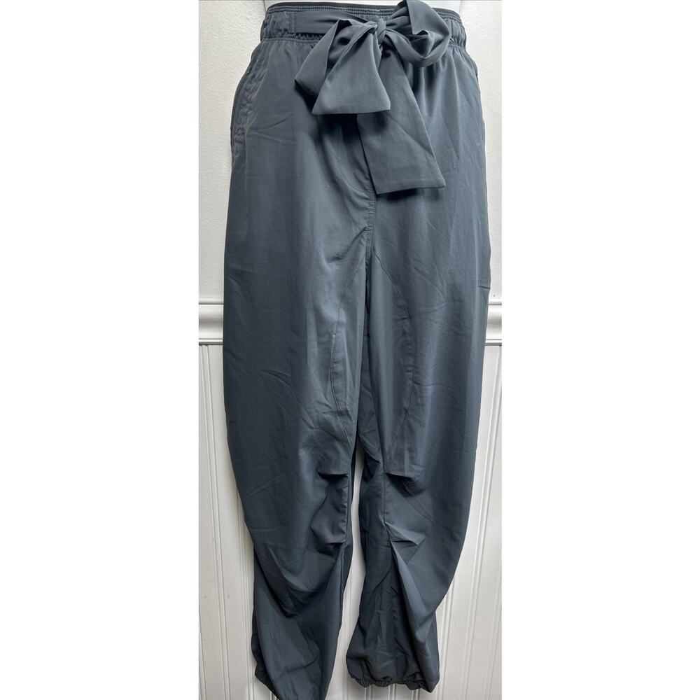 Paskho Pants Women’s L Gray Travel Comfort Joggers Elastic Waist Tie Front Light
